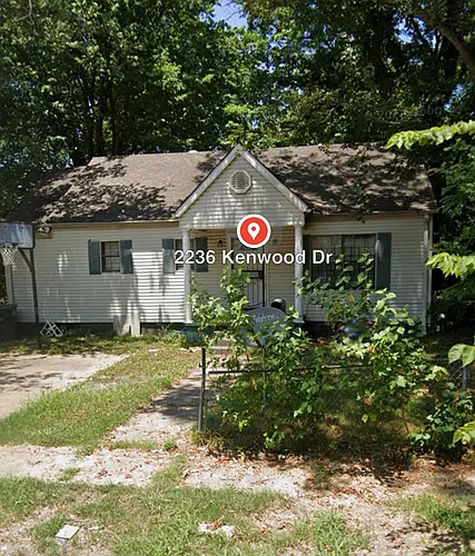 2236 Kenwood Dr Photo 1