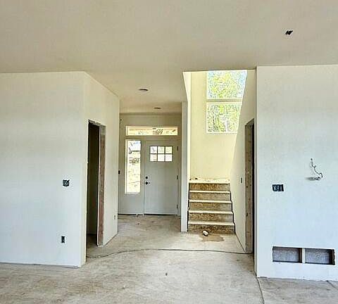 3rd image of 1205 N Brass Ring Dr