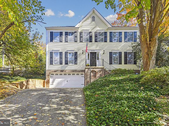 4th image of 15689 Thistle Ct