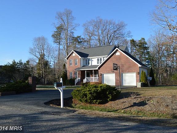 2nd image of 8115 Davmar Ln