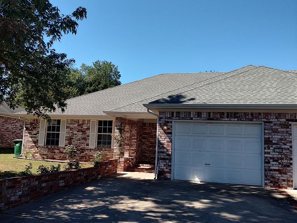 1st image of 214 Fox Run Pl #A