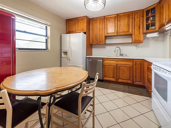 4th image of 4955 E Sabal Palm Boulevard #306