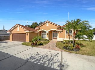 320 Radisson Pl, Oviedo, FL 32765