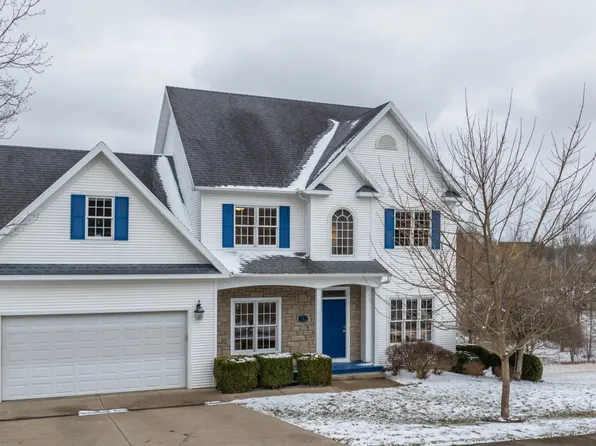 4 Dove Dr, Athens, OH 45701