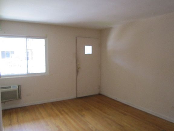 2nd image of 7206 W Wellington Ave APT 2B