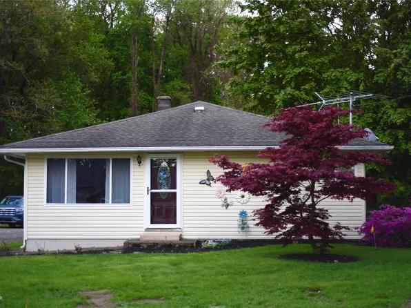 7239 Rupert Dr, Fairview, PA 16415