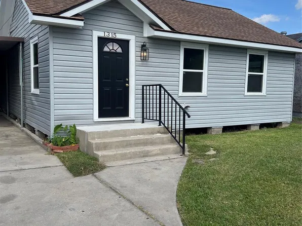 1315 14th St, Galena Park, TX 77547