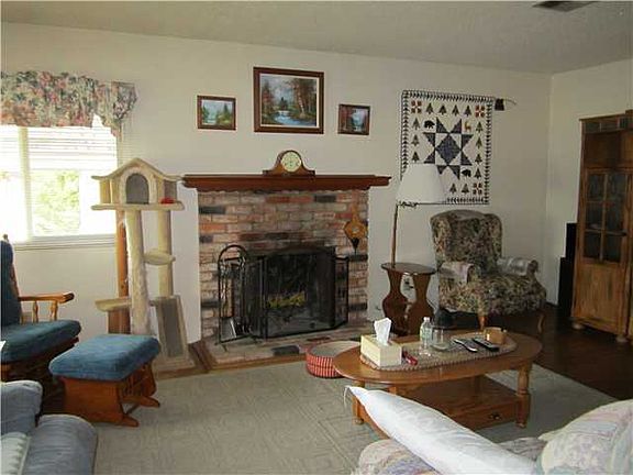 2nd image of 4077 Vista Grande Dr