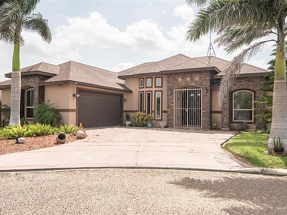 2nd image of 3302 Gabbie Ln