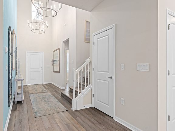 Spacious Foyer