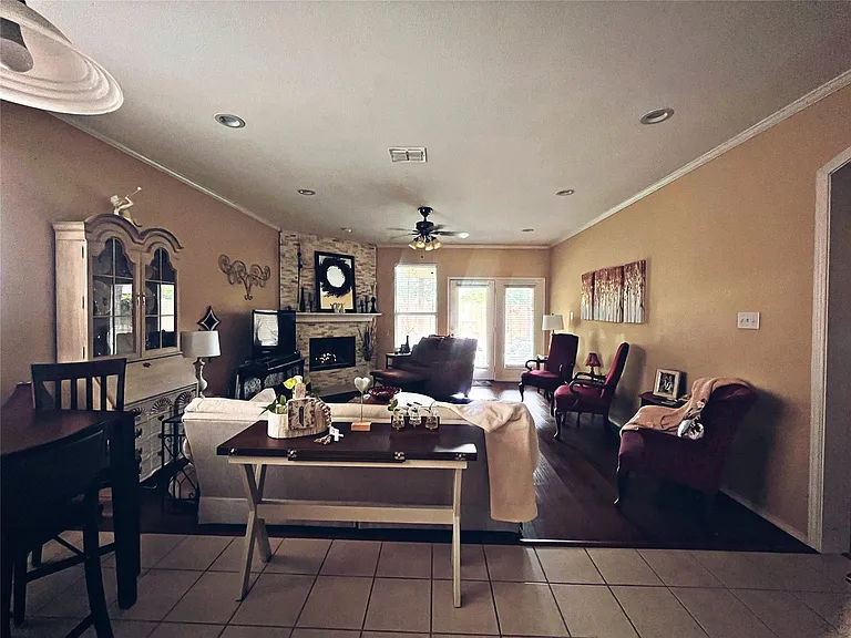 5817 Quicksilver Dr — Photo 5