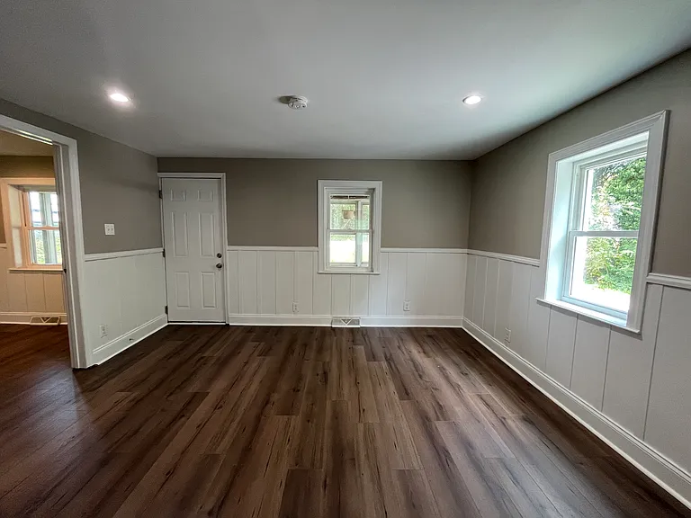 312 W Moler Ave — Photo 7
