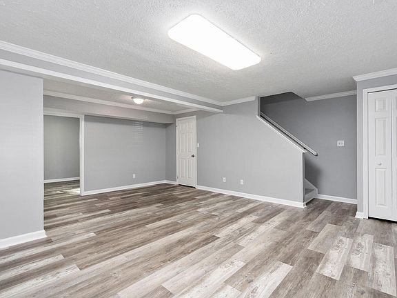 3rd image of 107 Mews Ct #107