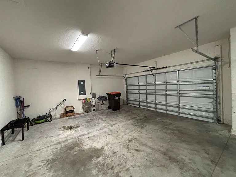 8288 SW 59th Ave — Photo 20