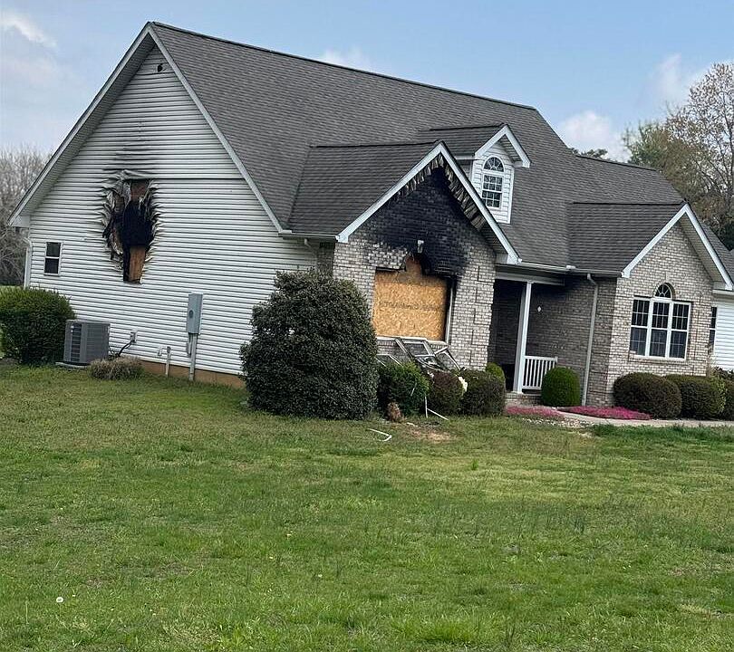 1st image of 873 Hogan Dr