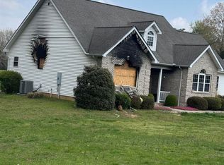 873 Hogan Dr, Marion, IL 62959