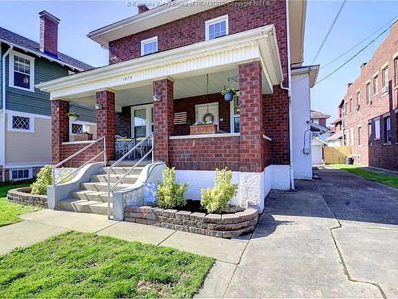 4th image of 1575 Lee St E