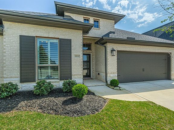 5th image of 28707 Bella Leigh Ct