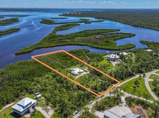 18 Riverfront Dr, Venice, FL 34293