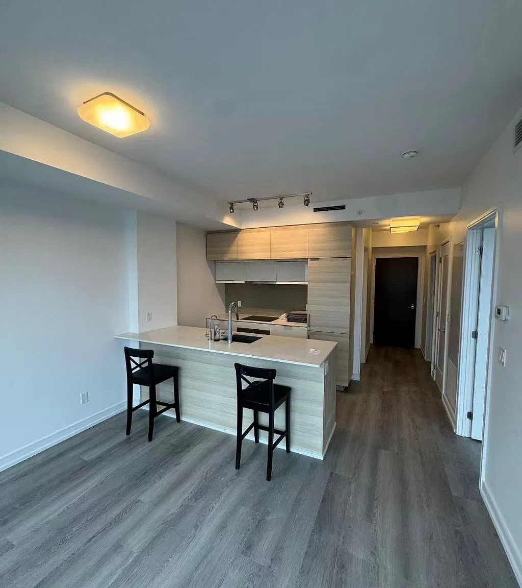 2 bed, $2,500 — Photo 3