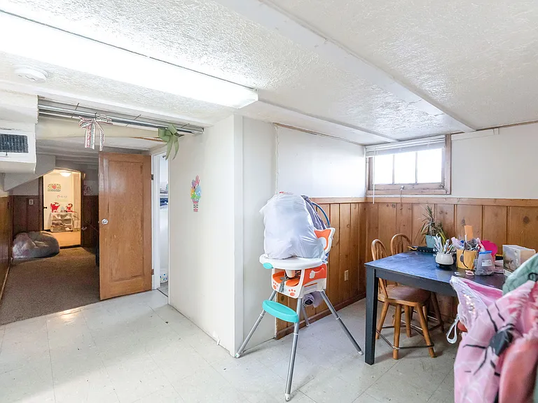654 N 100 E #1 — Photo 14