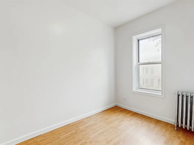 454 77th St #3 — Photo 10