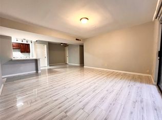 8419 Hearth Dr APT 2, Houston, TX 77054