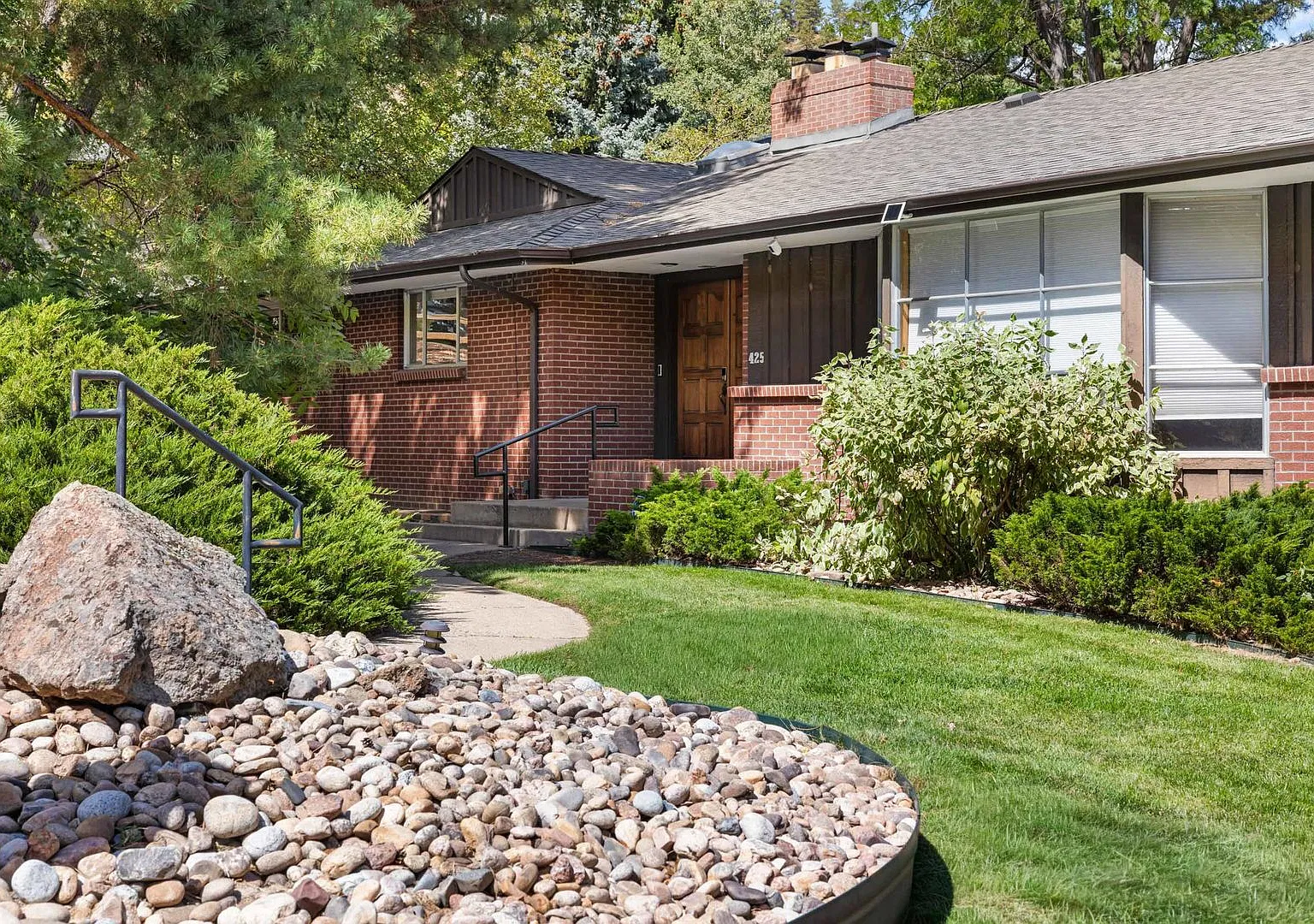 Spacious 5 BR / 3 BA Boulder Home Near Chautauqua & Top Schools-Available NOW! — Photo 1