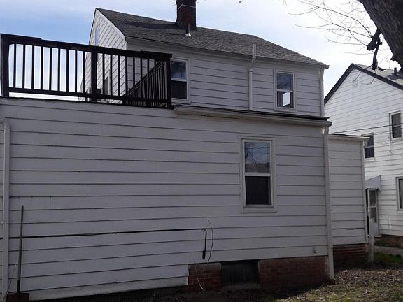 3rd image of 21901 Wilmore Ave