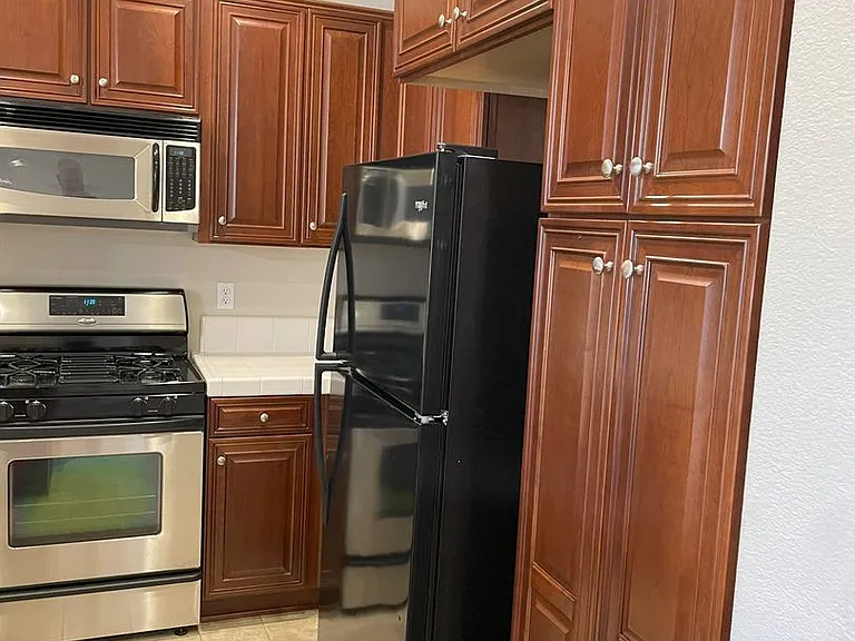 506 Dante Cir — Photo 5