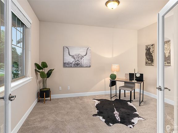 5th image of 18504 21st Avenue E