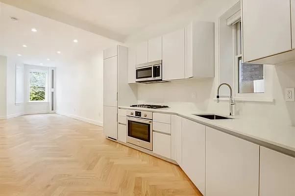 Rented by Corcoran | media 1