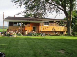 1880 8th St, Baraboo, WI 53913