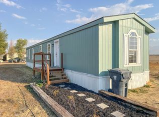 351 Oak St, Castleford, ID 83321