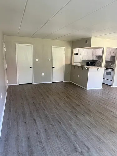 125 S Clubhouse Dr SW #7 Photo 1