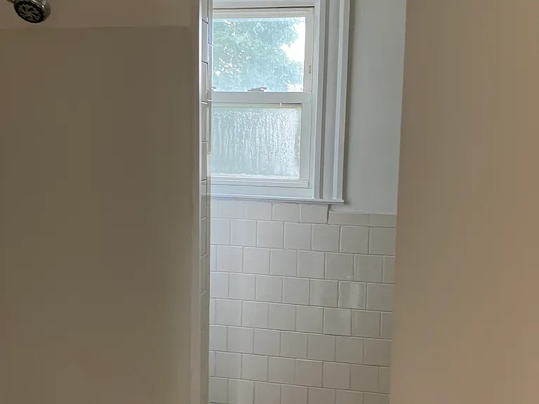 42 Garfield St #2 — Photo 5