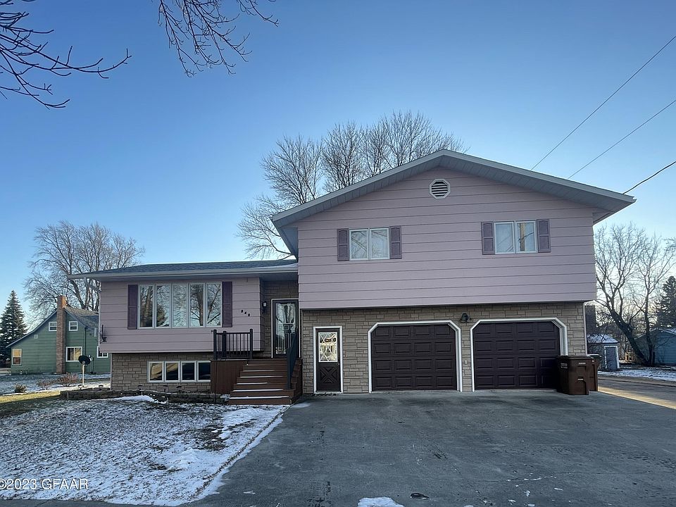 242 W Stutsman St, Pembina, ND 58271 Zillow