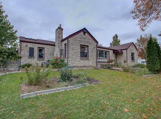 7706 W Hayes Ave, West Allis, WI 53219