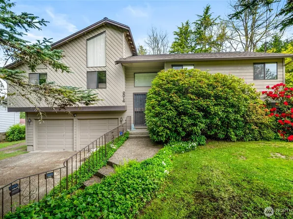 2014 SW 304th Street, Federal Way, WA 98023