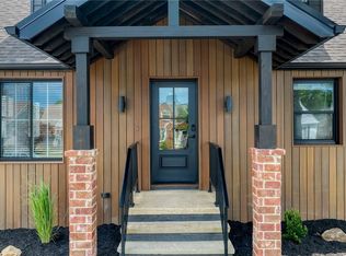 7921 Southington Dr, Parma, OH 44129