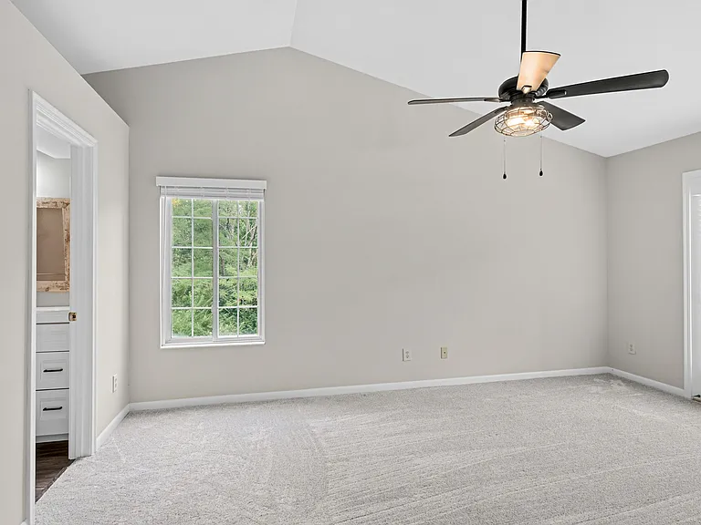 580 Cloverfield Ln #301 — Photo 19
