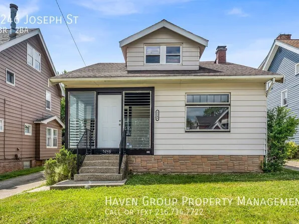 5246 Joseph St, Maple Heights, OH 44137