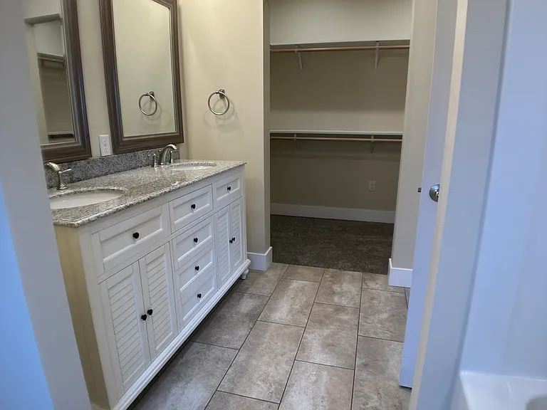 1718 Kok Rd #B — Photo 16