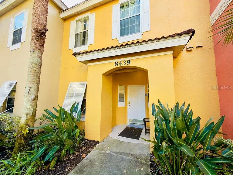 8439 Crystal Cove Loop — Photo 2