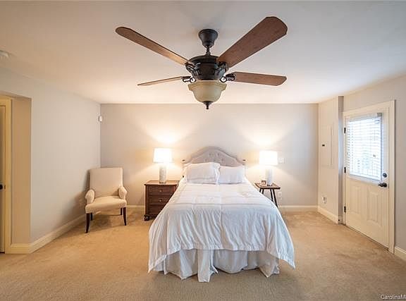 5th image of 6421 Silver Star Ln