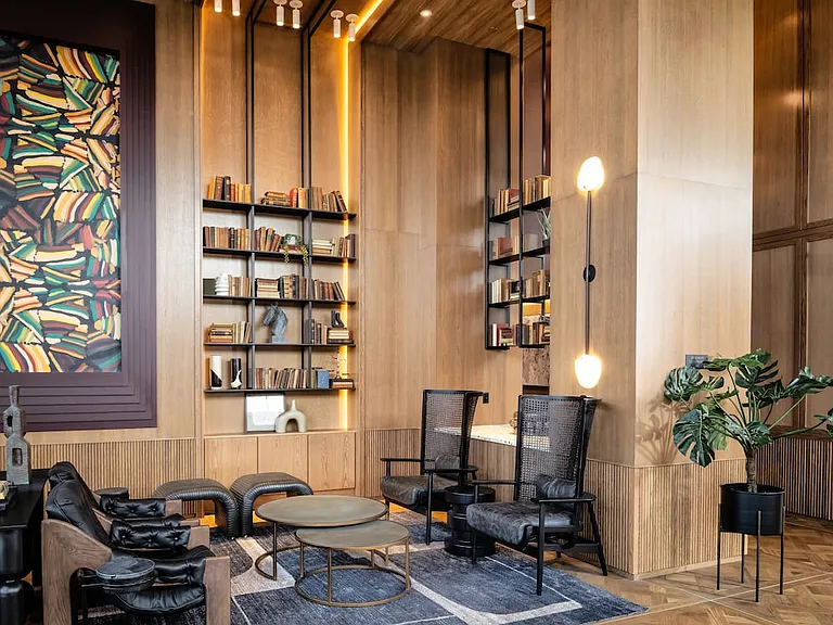 2 Campus lobby and lounge with ample seating