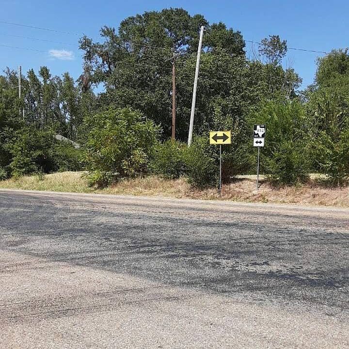 2nd image of 1021 Gilmer Rd