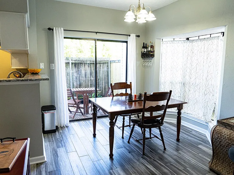 1620 Wellington Pl #1004 — Photo 6