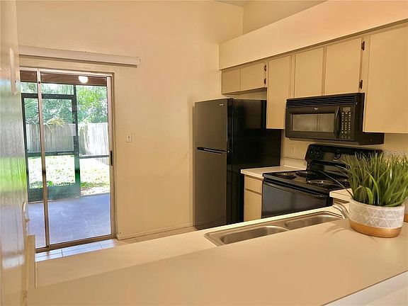 4th image of 10376 Riva Ridge Trl