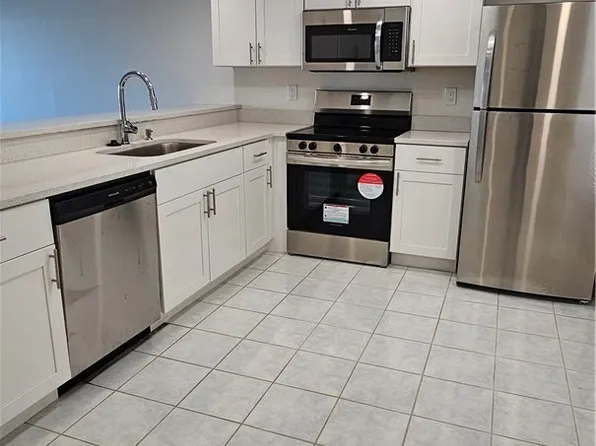 521 SW 47th Ter APT 101, Cape Coral, FL 33914